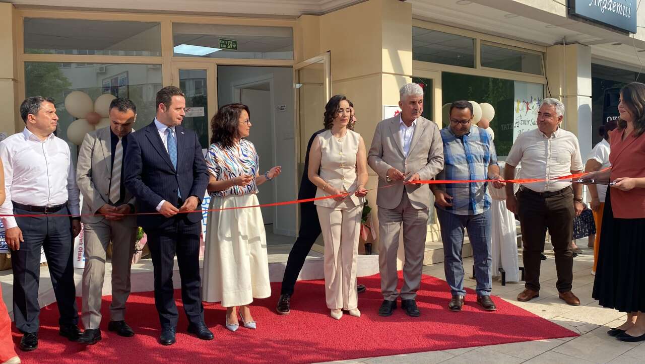 İzmir Sanat Akademisi Menteşe’de Kapılarını Açtı 4